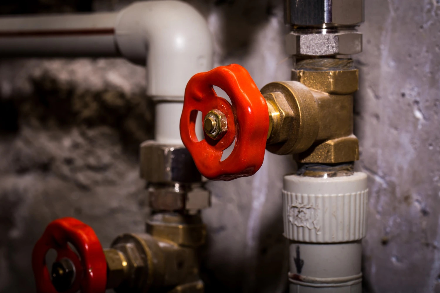 Ofis, Dükkan ve Ticari Alanlar İçin Profesyonel Tesisat Hizmeti